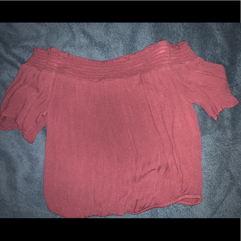 pinkish shirt